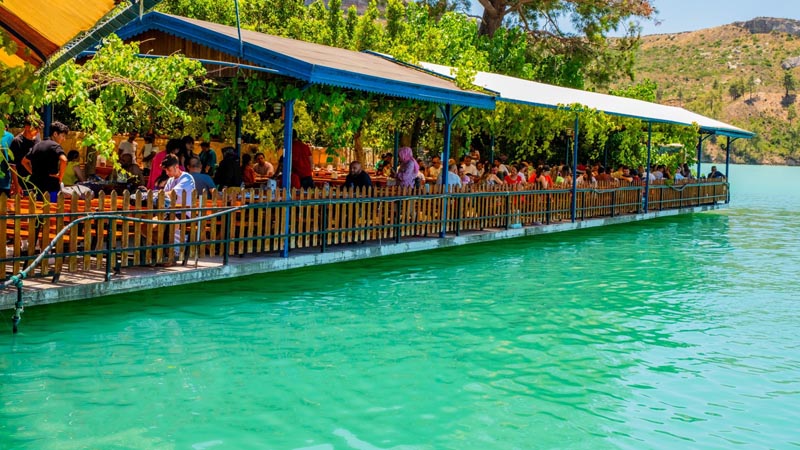 side green-canyon-lake restaurant