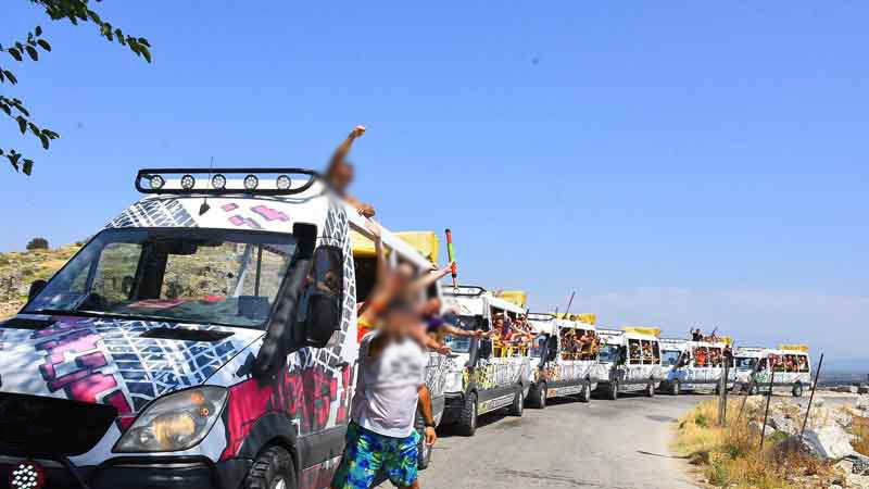 wild safari tour in lara