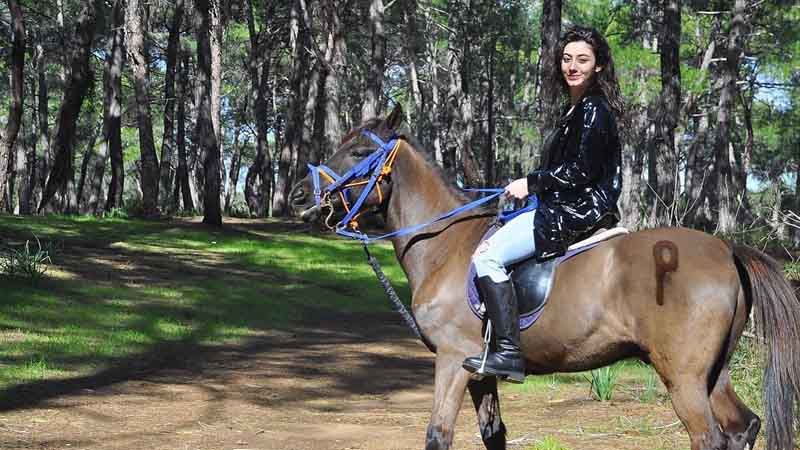 side horse back riding